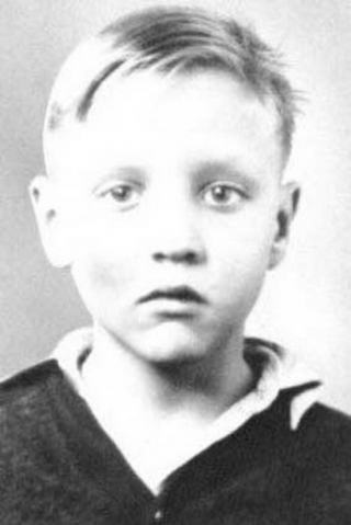 Young Elvis Presley as a kid