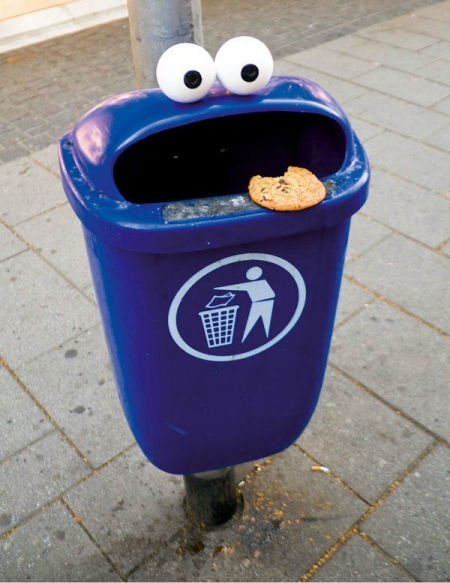 Cookie monster trash bin
