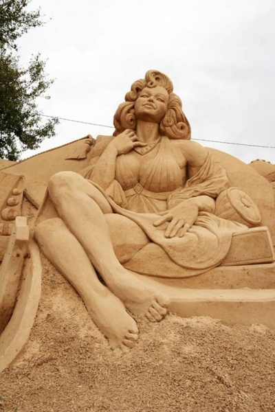 Marilyn Monroe sand sculpture